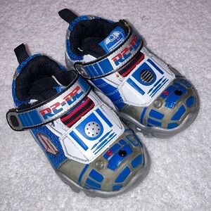 Skechers R2D2 Star Wars velcro strap no tie sneakers size 5